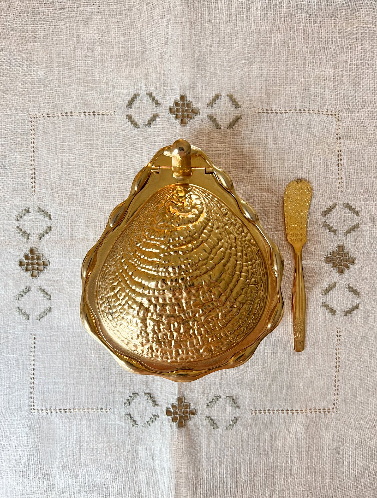 Shell Shaped Butter Dish